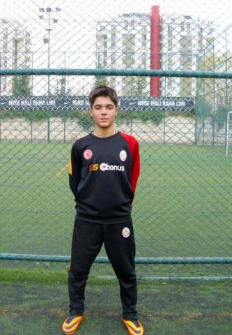 Lions Born in 2001-2002-9